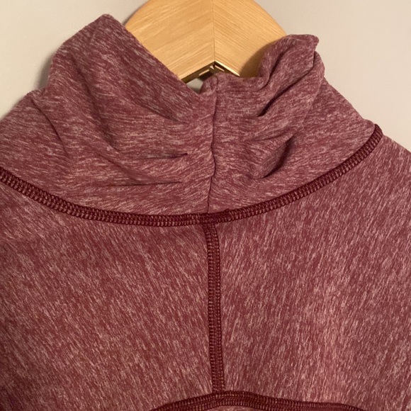 Lululemon Warm Your Core Long Sleeve Tee
Heathered Bordeaux Dram size 6 pullover - Picture 9 of 16